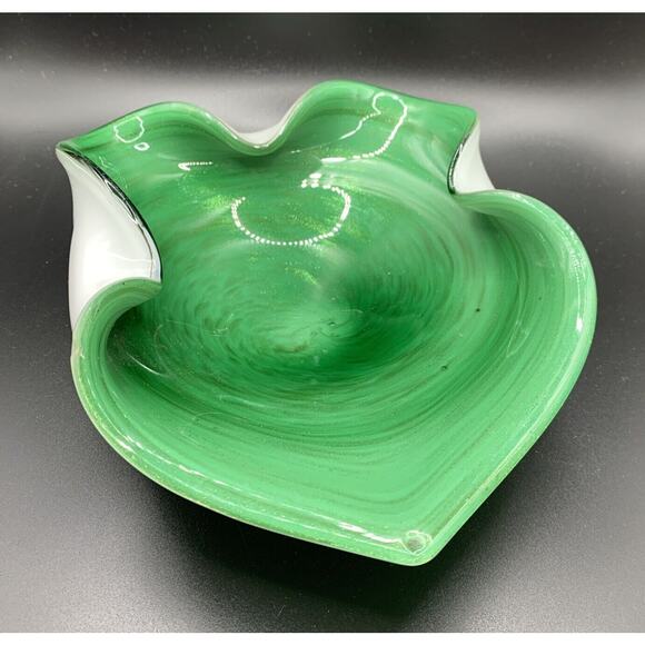 Hand Blown Art Glass Free Form Bowl Green Cased White Gold Mica 7” X 6” - Picture 1 of 7